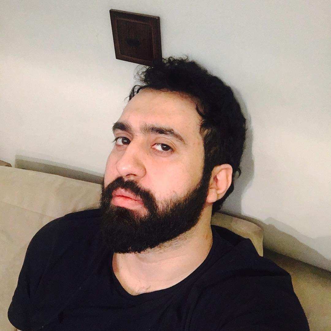 دانلود آهنگ مهدی یراحی چرا نمیرسی